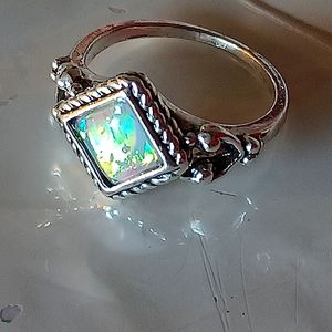Beautiful Ammolite Silver Filled Ring Womens Jewelry Size 8 (New)